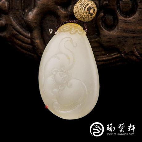 【琢藝軒】新疆和田玉黃皮白玉籽玉掛件 福祿 6.5克