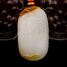 新疆和田玉紅皮白玉籽玉把件 官上加冠（獨籽） 47克