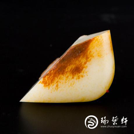 【琢藝軒】新疆和田紅皮白玉籽玉 原料 95克