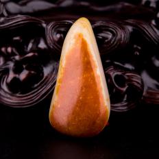 新疆和田玉紅皮白玉籽玉 原石 19克