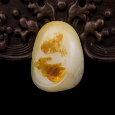 新疆和田玉紅皮一級白玉籽玉掛件 陌上花開 51克