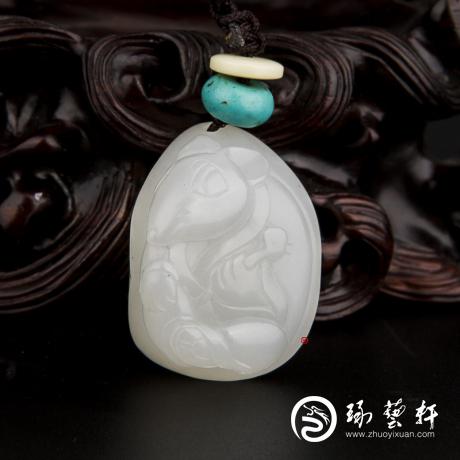【琢藝軒】新疆和田玉白皮羊脂白玉籽玉掛件 十二生肖-鼠 13.6克