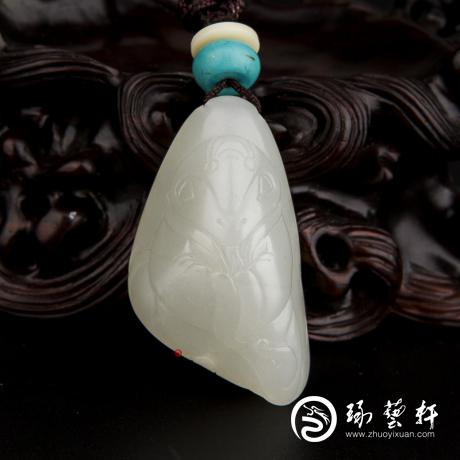 【琢藝軒】新疆和田玉白皮一級白玉籽玉掛件 十二生肖-蛇 13.9克