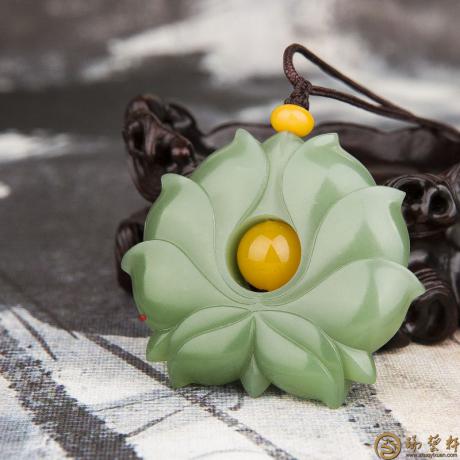 【琢藝軒】俄羅斯碧玉玉牌 蓮 47克