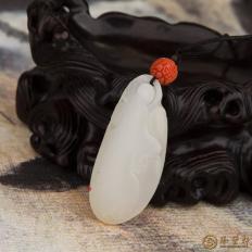 新疆和田玉黃皮一級白玉籽玉掛件 悟 8.6克