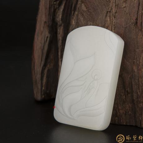 【琢藝軒】新疆和田玉白皮羊脂白玉籽玉牌子 花開見佛 39.1克