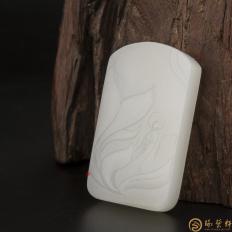 新疆和田玉白皮羊脂白玉籽玉牌子 花開見佛 39.1克