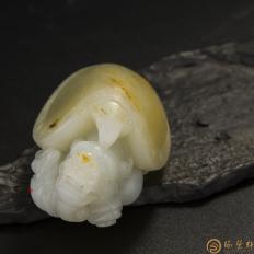 新疆和田玉黃皮白玉籽玉 把件 玄武 131克