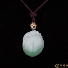 天然A貨翡翠吊墜 靈猴獻(xiàn)壽 7.7克