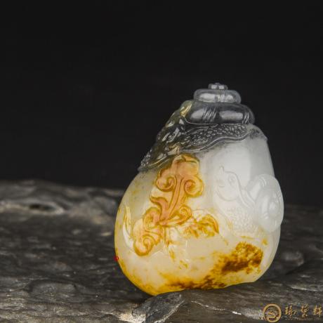 【琢藝軒】新疆和田玉紅皮一級(jí)白青花籽玉掛件 力爭(zhēng)上游 15克