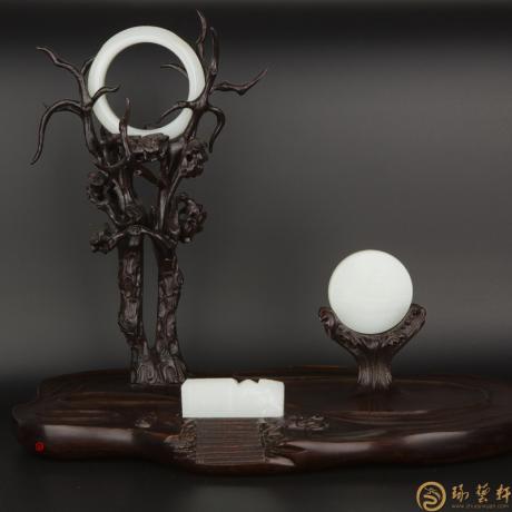 【琢藝軒】穆宇靜 新疆和田玉一級白籽玉擺件 印象后海 271.3克