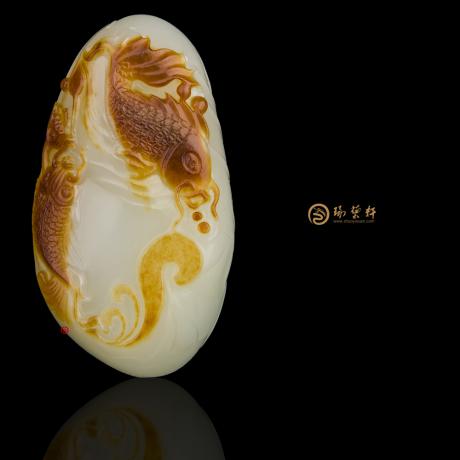 【琢藝軒】新疆和田紅沁皮白玉籽玉掛件 慶余年 39克