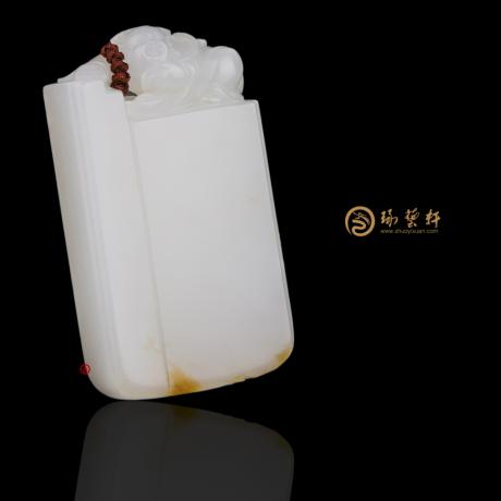 【琢藝軒】新疆和田黃皮一級白籽玉牌子 守護(hù) 40.8克