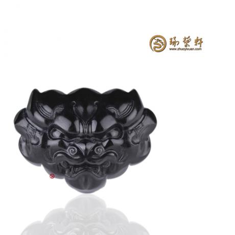 【琢藝軒】新疆和田白皮墨碧籽玉掛件 守護 19.8克