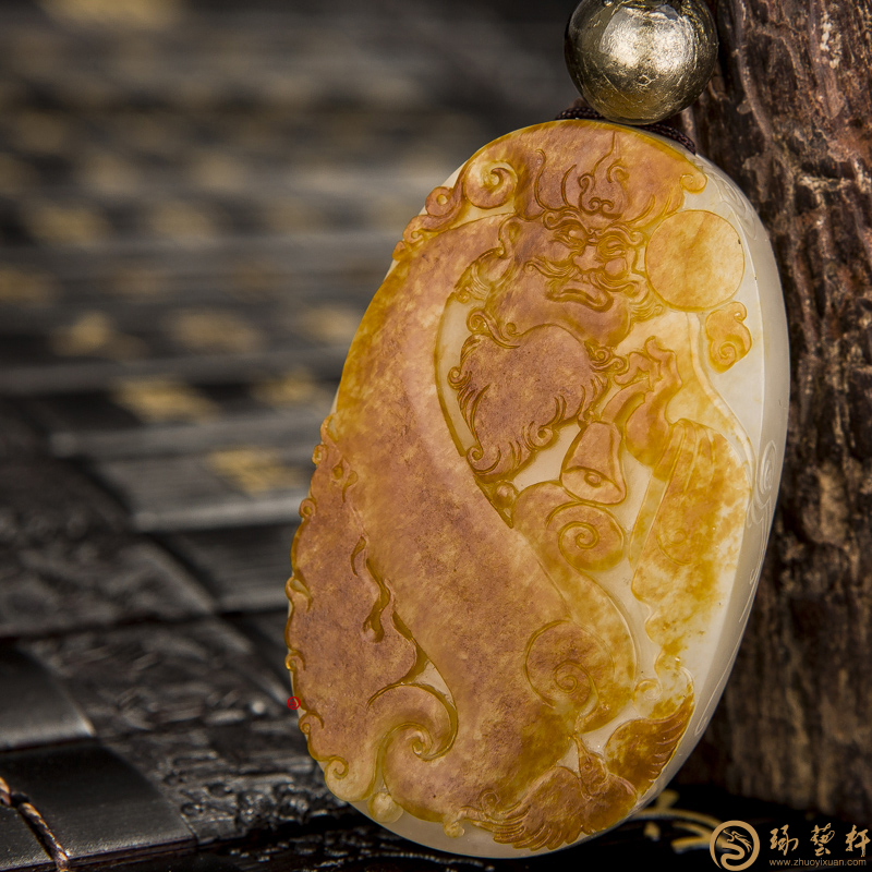 翡翠和玉哪個(gè)更養(yǎng)人？